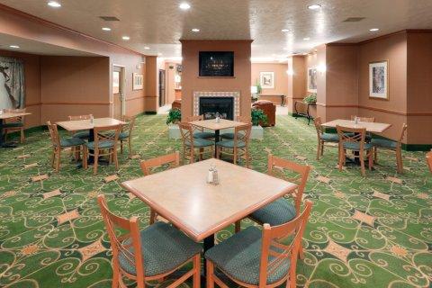Express East By Ihg 3* Billings