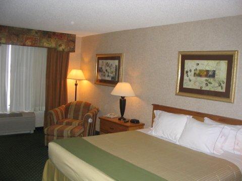 Express East By Ihg 3*